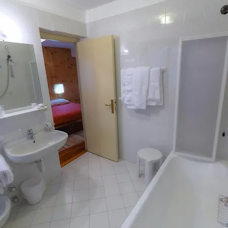 Hotel K2