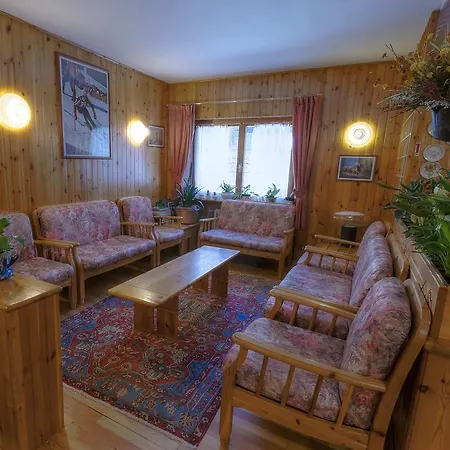 K2 Hotel
